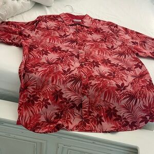 Tommy Bahama Red and Black Floral Men's Shirt